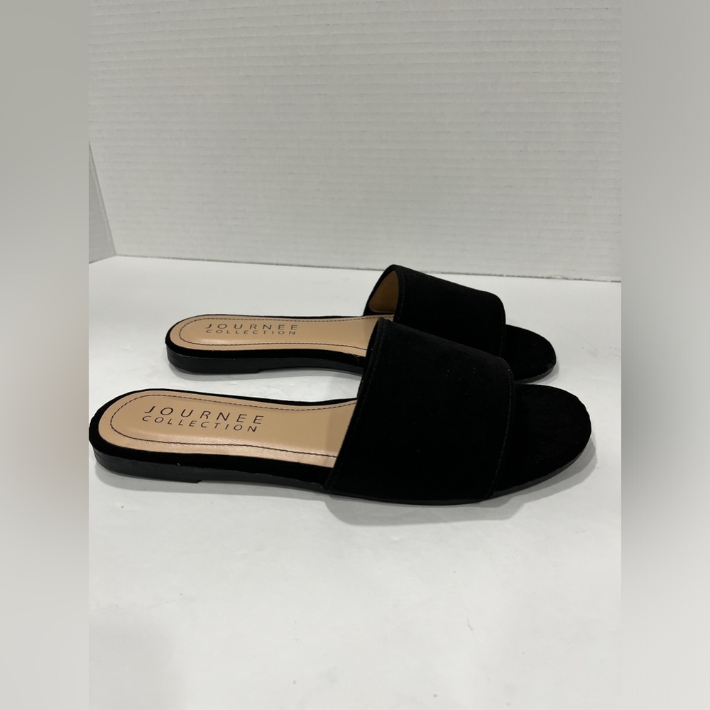 Journee Collection Womens Kolinna Flat Sandals. Size: 6.5. Color: Black - Picture 3 of 7